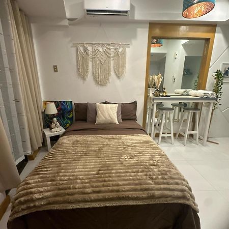 Cozy Place With City View At Greenbelt Makati مانيلا المظهر الخارجي الصورة