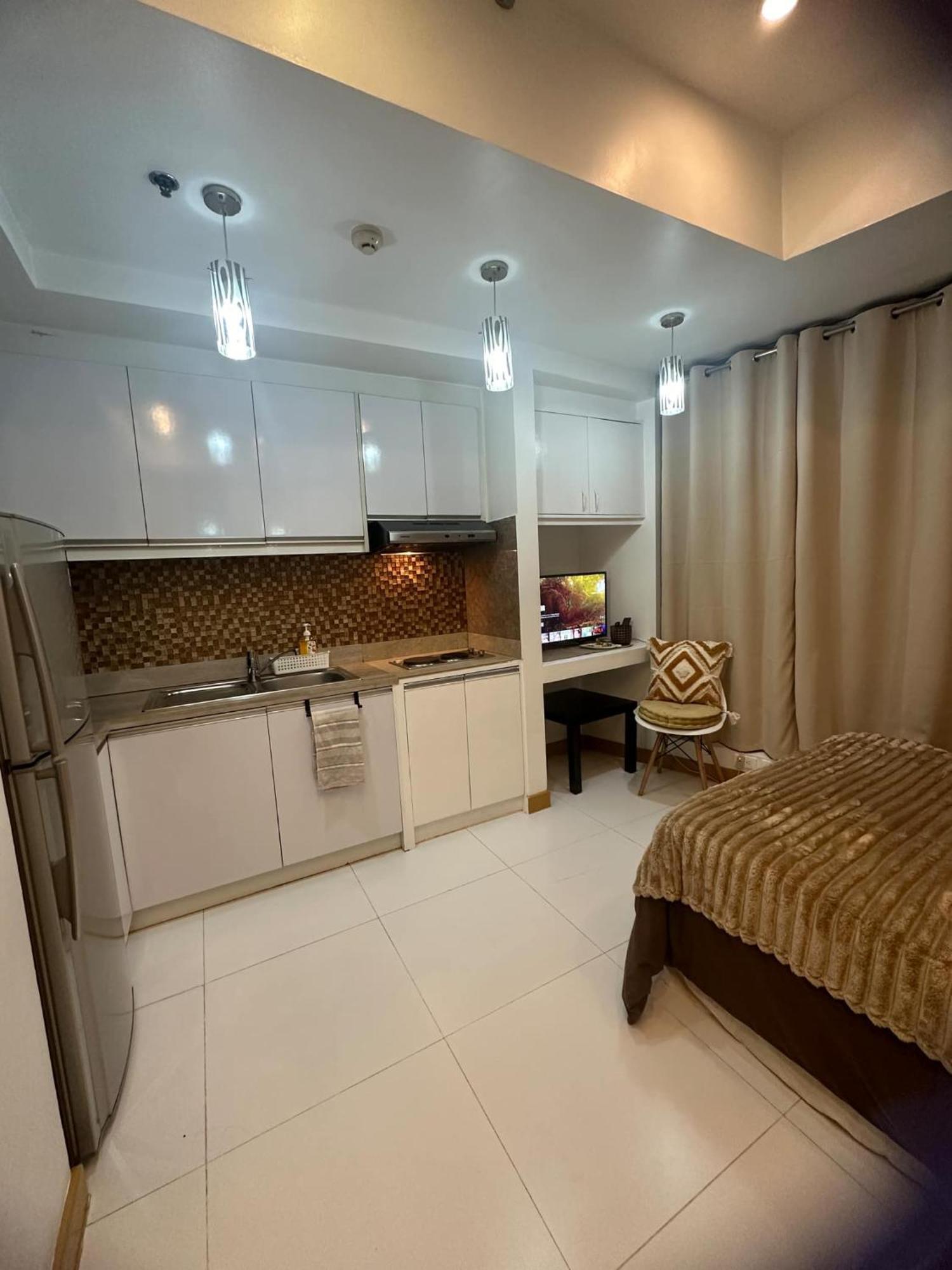 Cozy Place With City View At Greenbelt Makati مانيلا المظهر الخارجي الصورة
