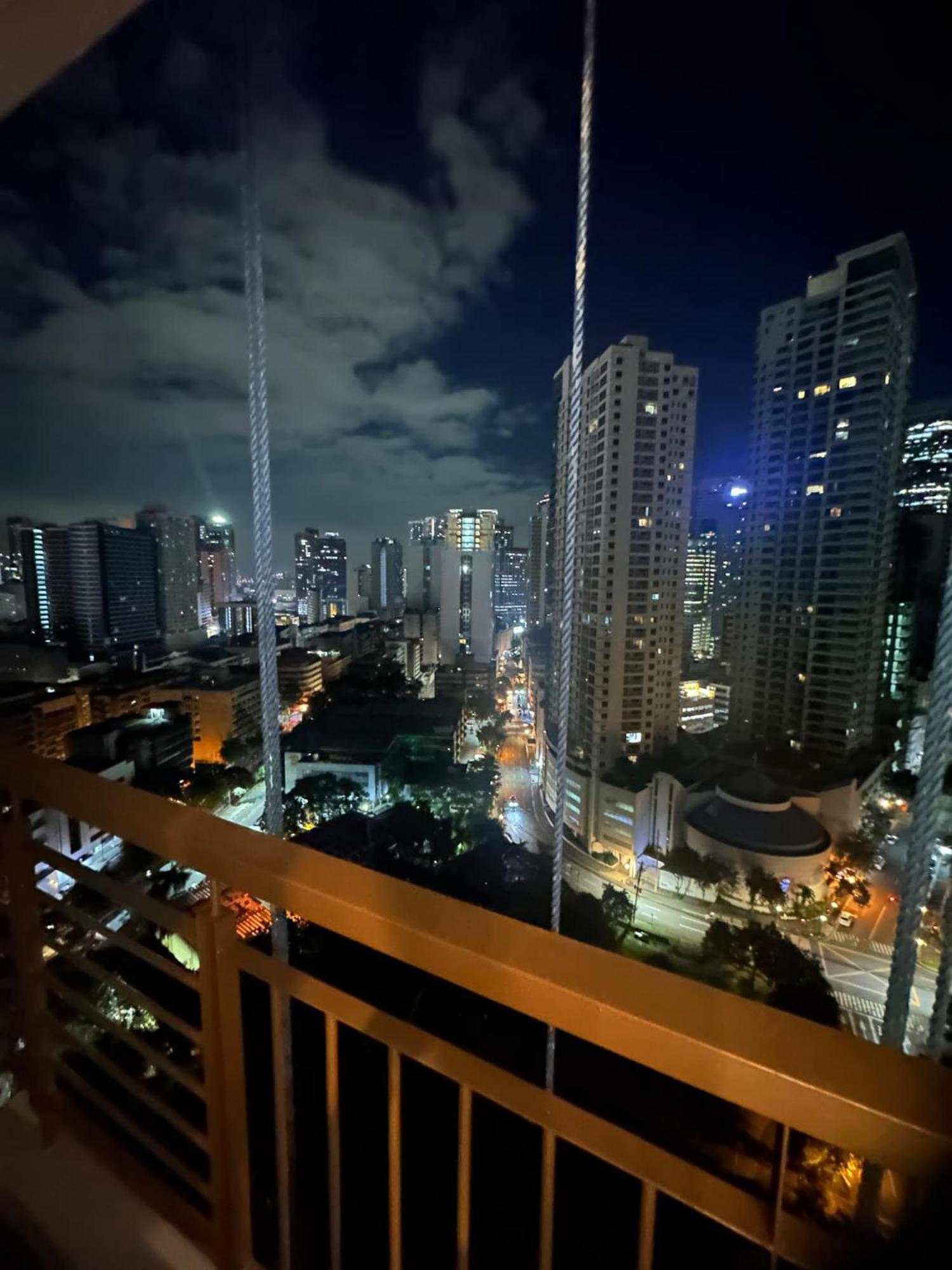 Cozy Place With City View At Greenbelt Makati مانيلا المظهر الخارجي الصورة